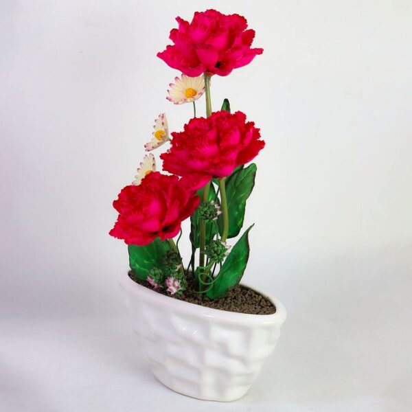 گل رز وحشی مدل الینا با گلدان سفید